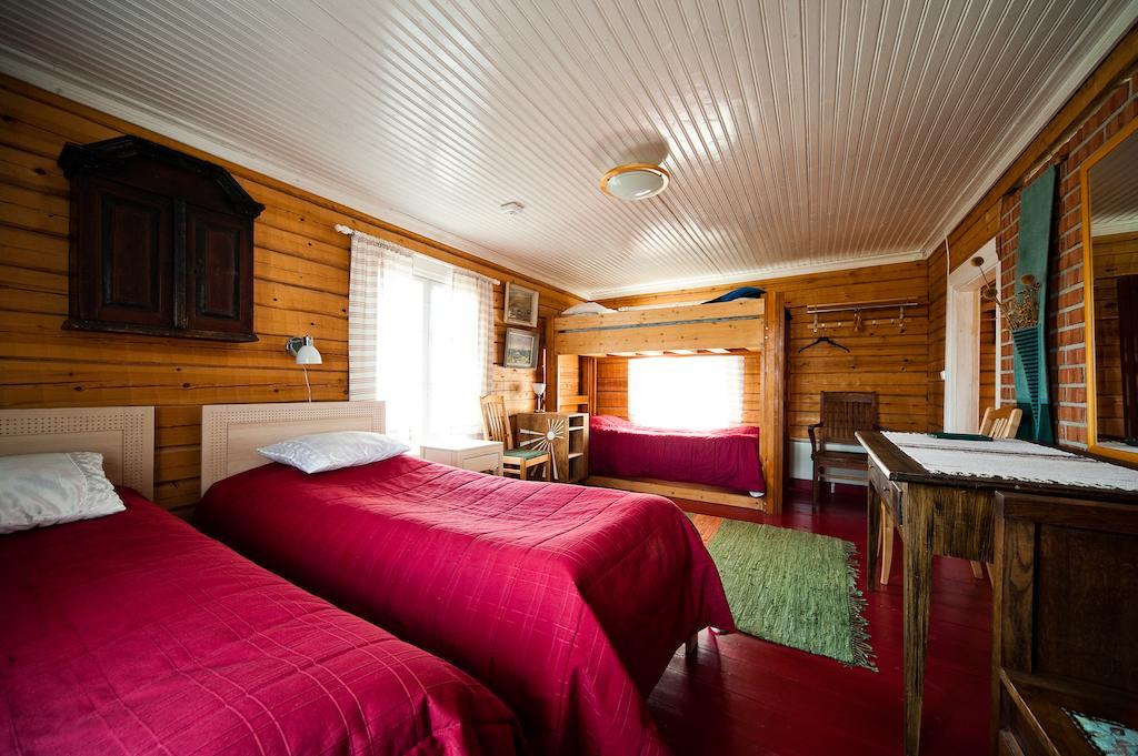 Maentylaen Tila Hotel Närvijoki Kültér fotó
